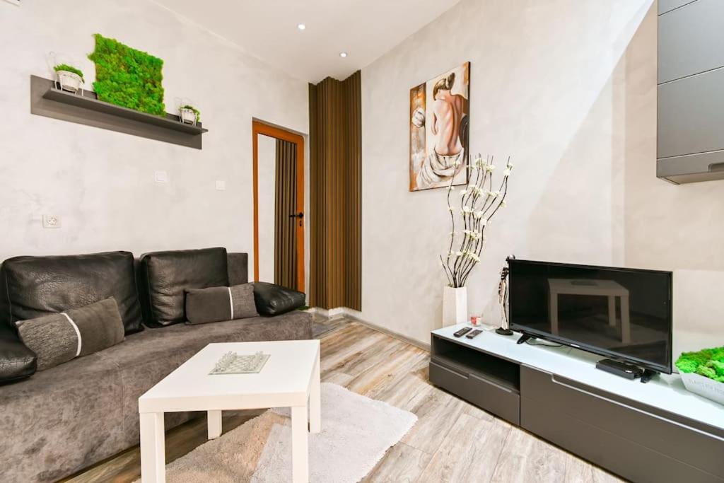 Velar 1Bdr Apartment Sofya Dış mekan fotoğraf